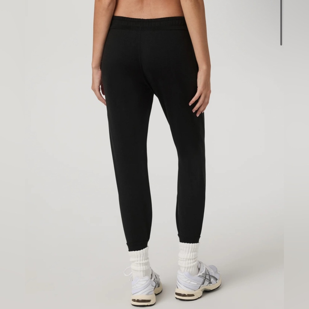 Vuori Performance Jogger In Black Size Medium - image 3